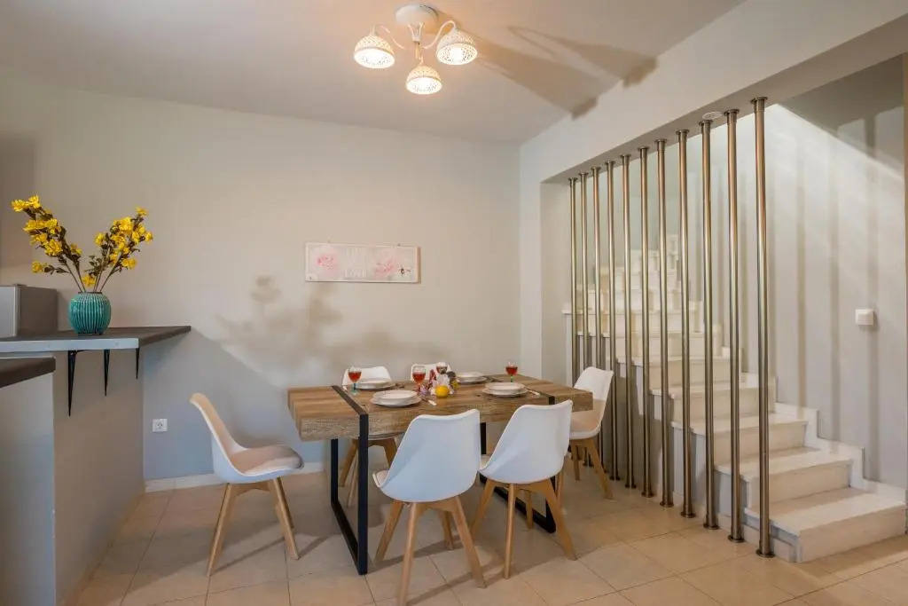 Astarte Villas - Asante 5 Bedroom Villa with Private Pool