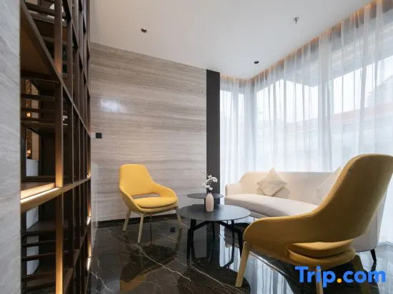 Ibis Styles Zhuhai Gongbei Port Fuhuali