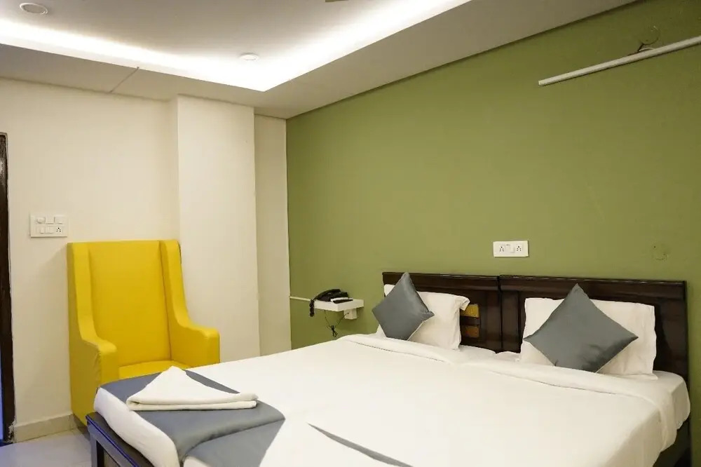 hotel cozy