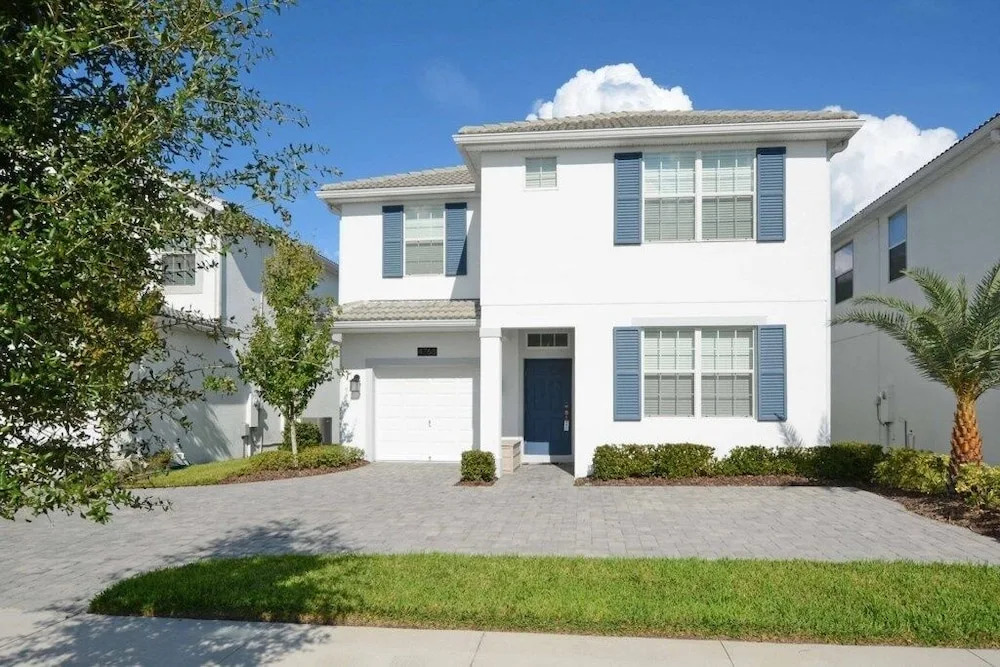 Storey Lake-6 Bedroom Pool Home - 1675STR 6 Home by RedAwning