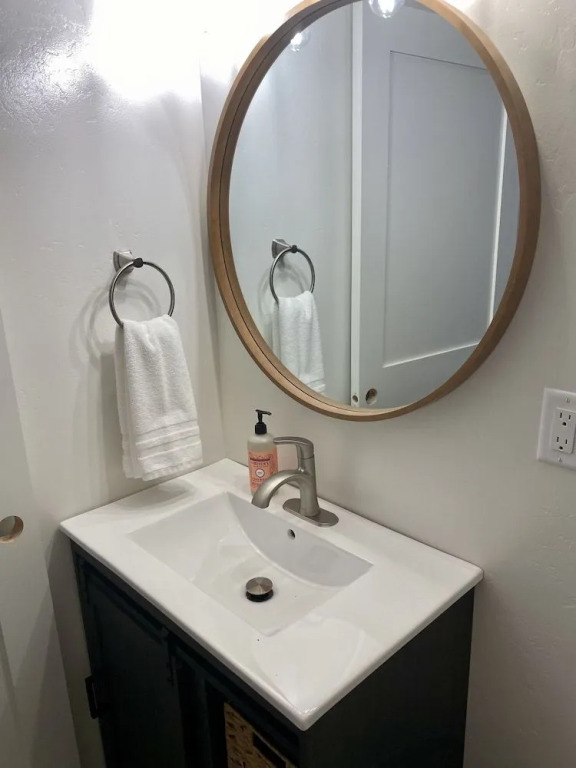 The Darmont Hotel and Suites