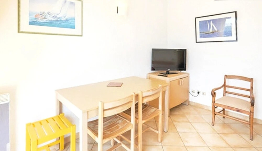 Apartment With 2 Bedrooms in Le Lavandou, With Wonderful sea View and