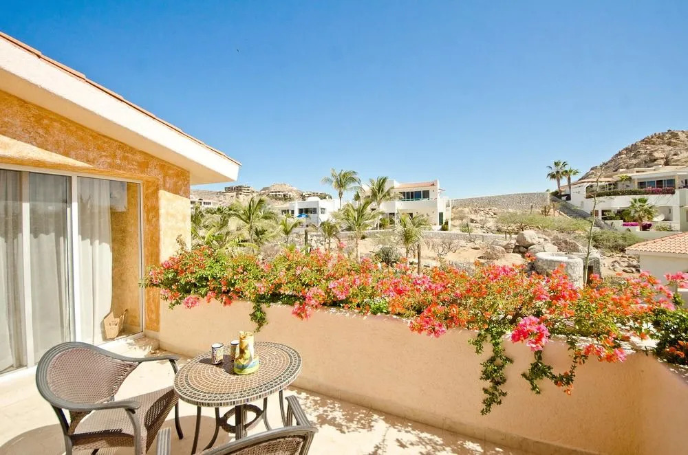 Villa De La Luz by Cabo Villas