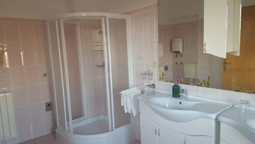 Avalena Rooms