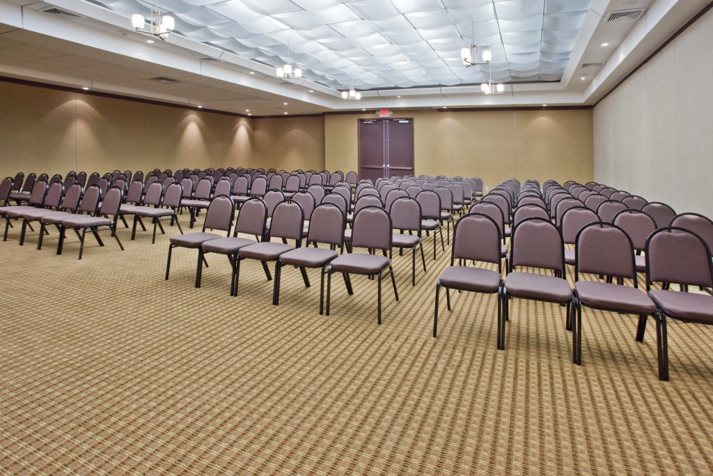 Holiday Inn Macon North by IHG