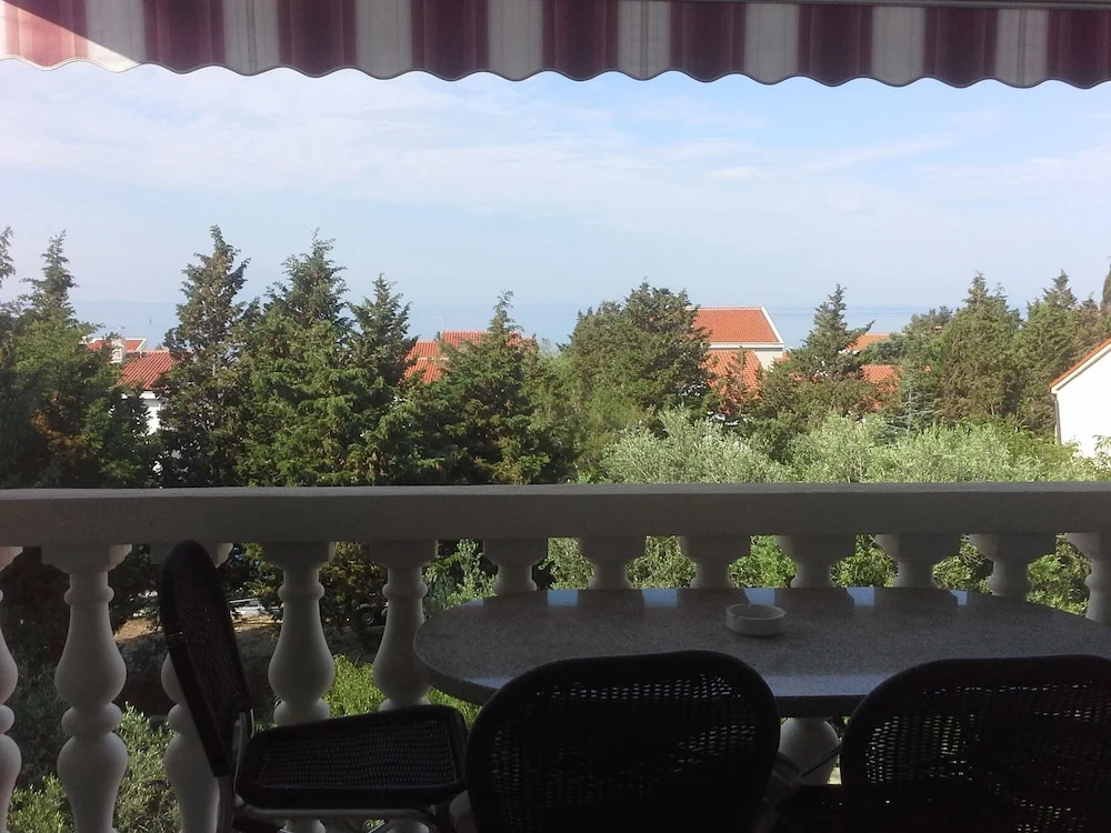Hot beat of sea in area apartments - Adults Only
