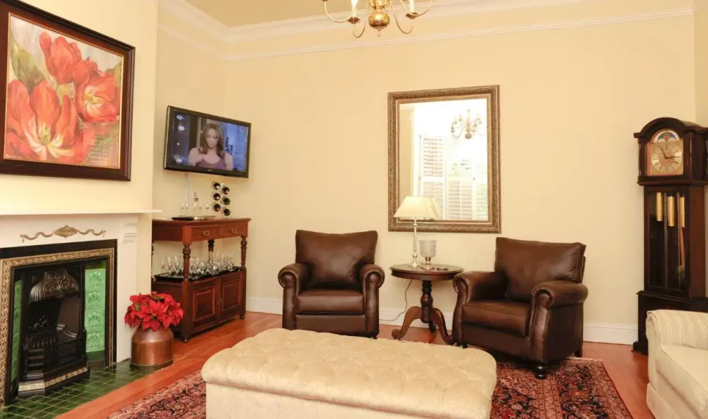 Sicas Guest House - The Loft