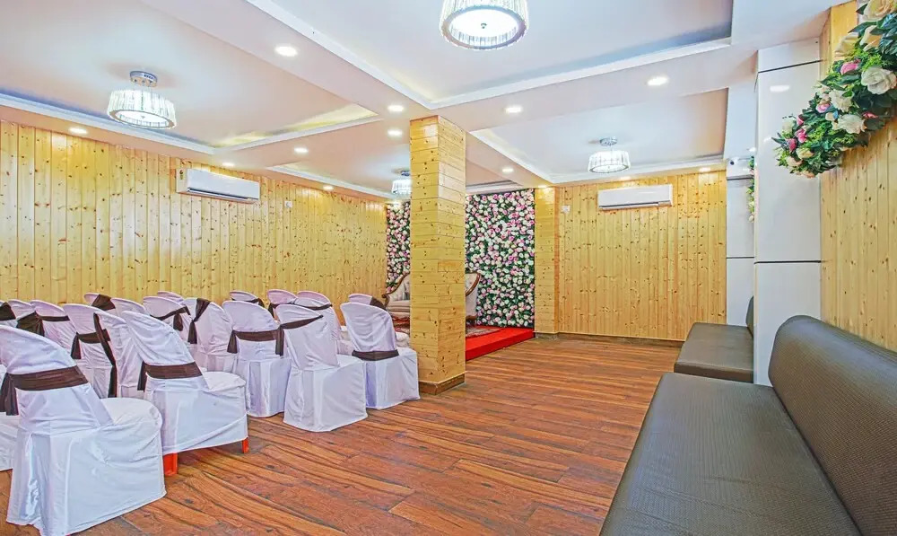 Hotel Happy Stay