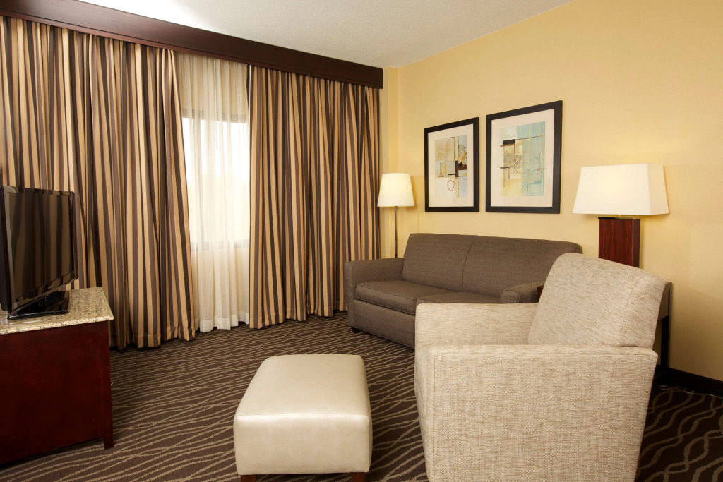 DoubleTree Suites by Hilton Raleigh-Durham