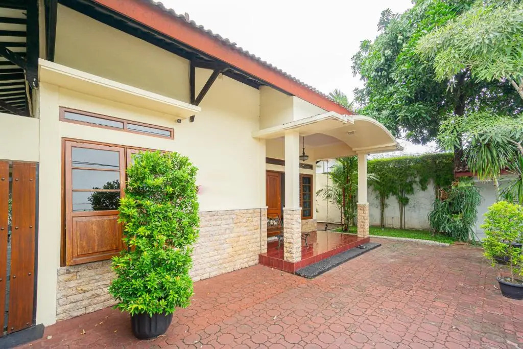 Ndalem Panembahan 12 Guest House