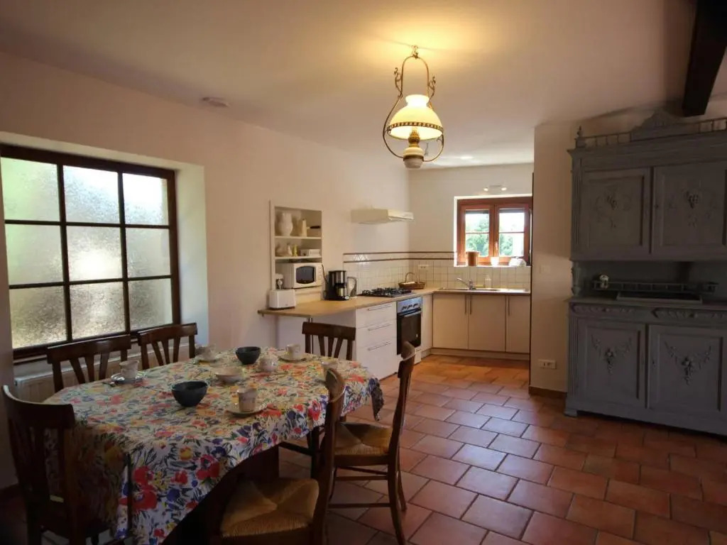 Gîte spacieux de charme à proximité de St Haon le Vieux - FR-1-496-156