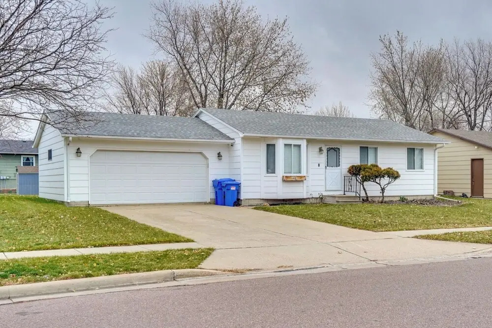 Cozy Sioux Falls Home - 7 Mi to Downtown
