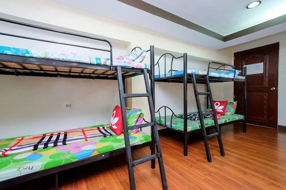 ZEN Hostel Quirino Ave. Malate