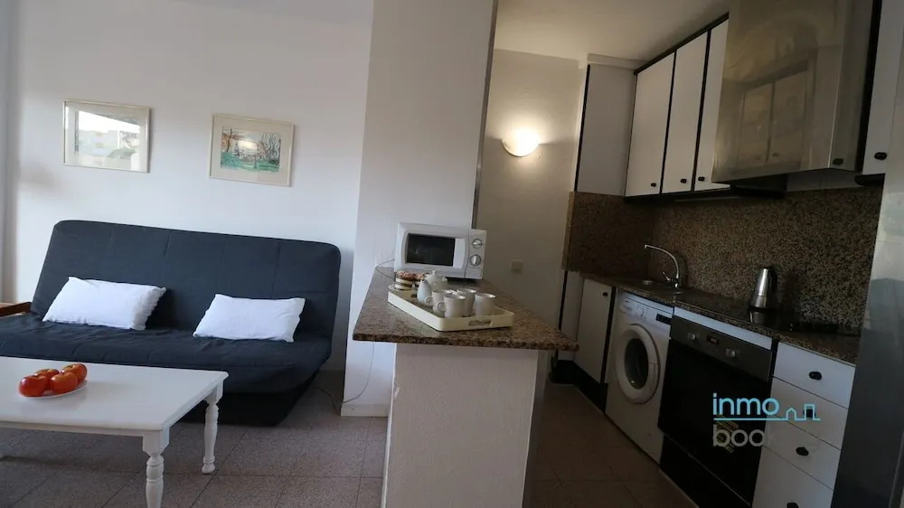 inmoBooking Cannes, con vistas a la piscina