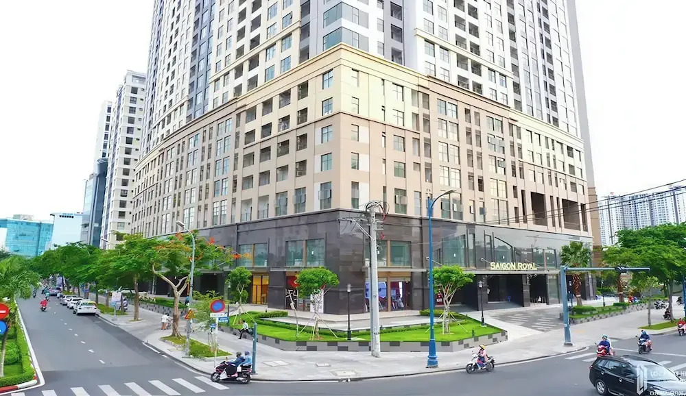 Urban Zen Saigon - Royal Apartment D4