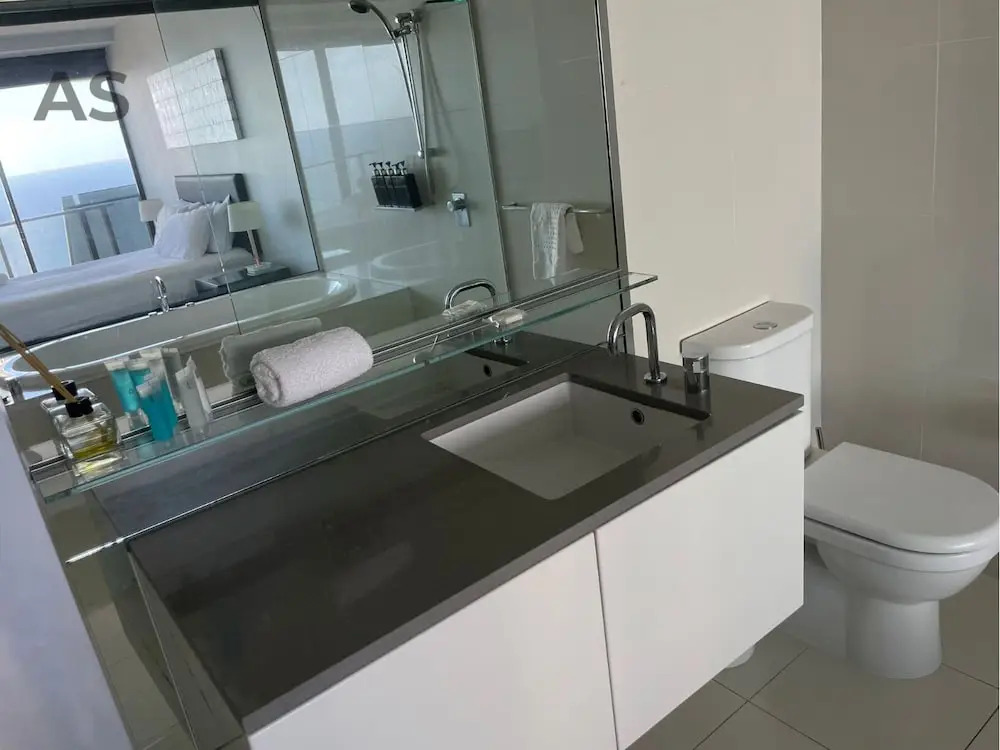 Circle on Cavill - Private Apartments - Apartment Stay
