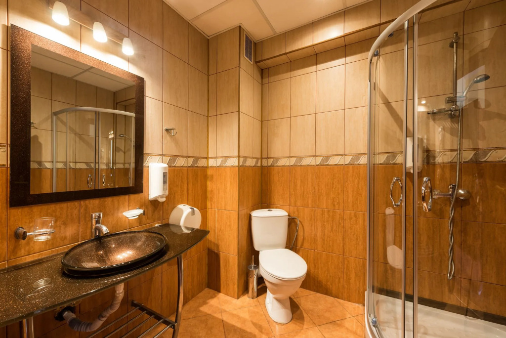Avenue Hotel