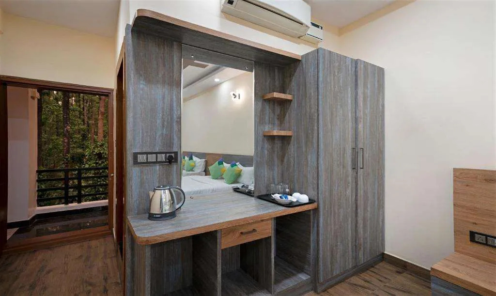 Treebo Sky Vista Suites with Hill View