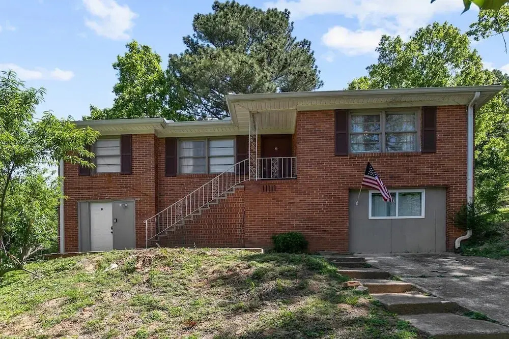 Broadmoor Bungalow - Both Units