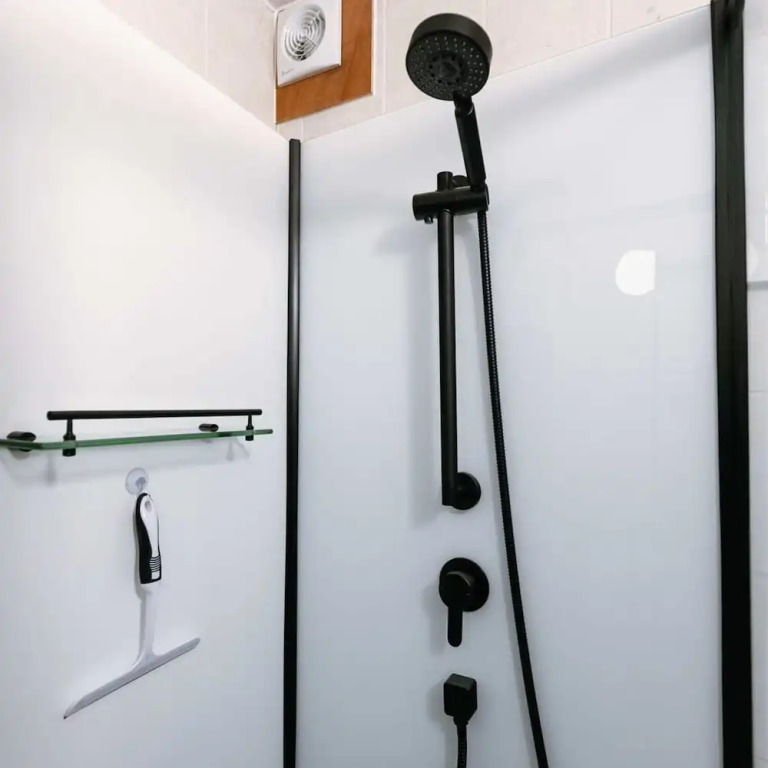 Renovated Apartment Close to the Beach