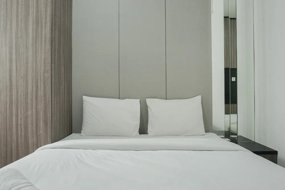 Fully Furnished Apartment with Comfortable Design 2BR Vittoria Residence