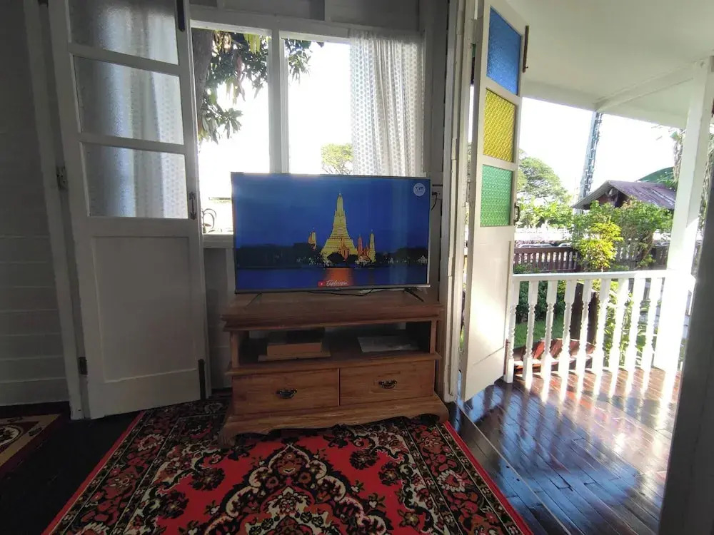 Baan Chay Klong-peaceful Canal Side2br Family Stay