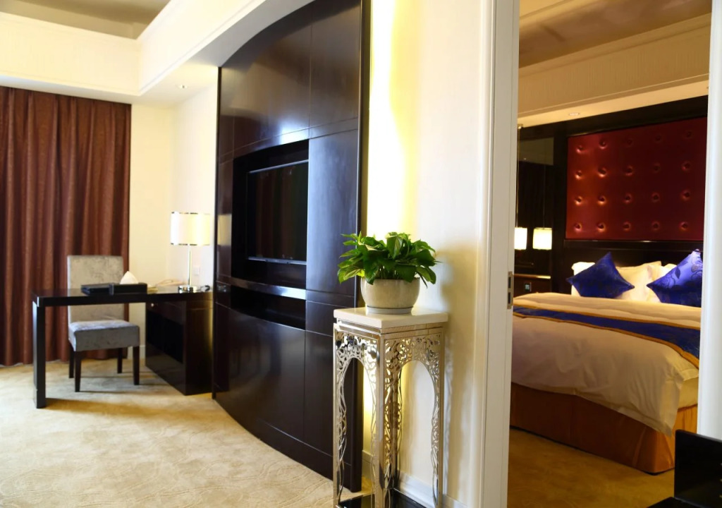 The Brocade Hotel