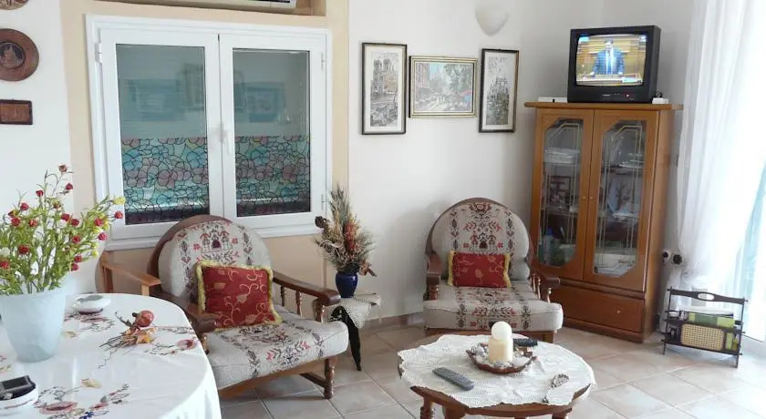 Aliki House