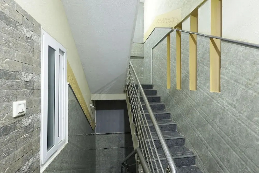iROOMZ DMS Suites
