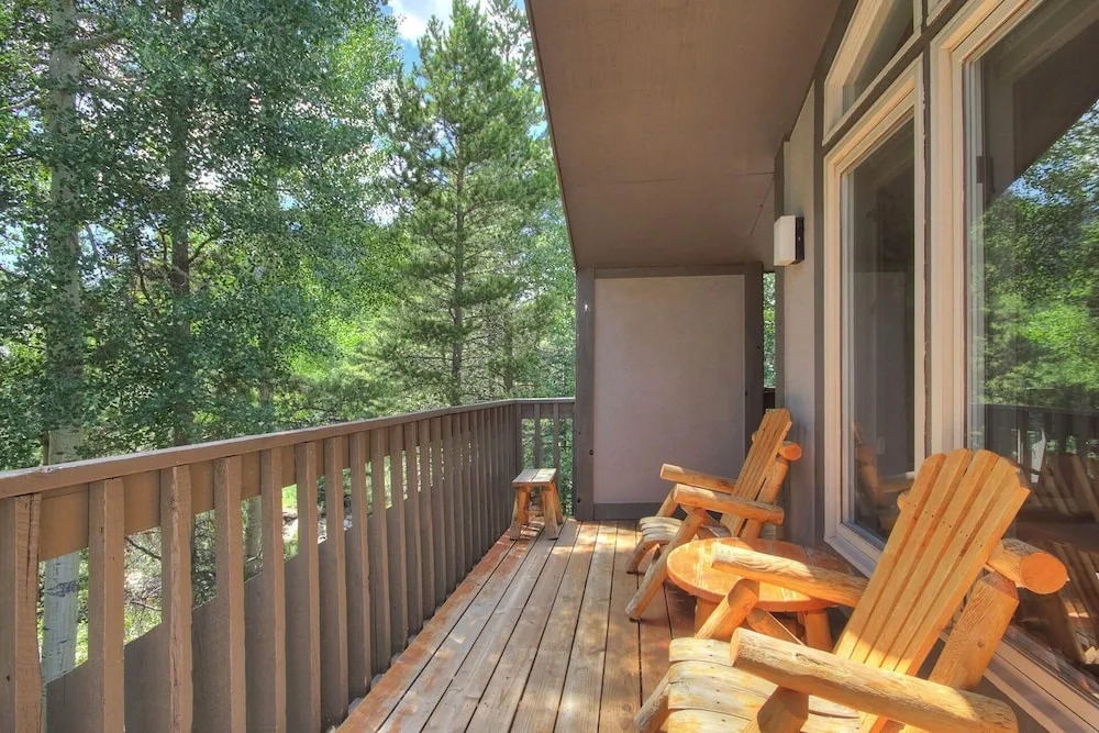 Cc301 Cross Creek 2br 2ba 2 Bedroom Condo by RedAwning