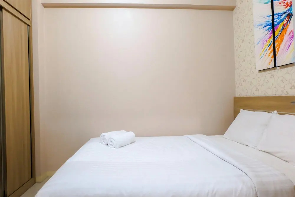 Green Pramuka City by Siginjae Rooms