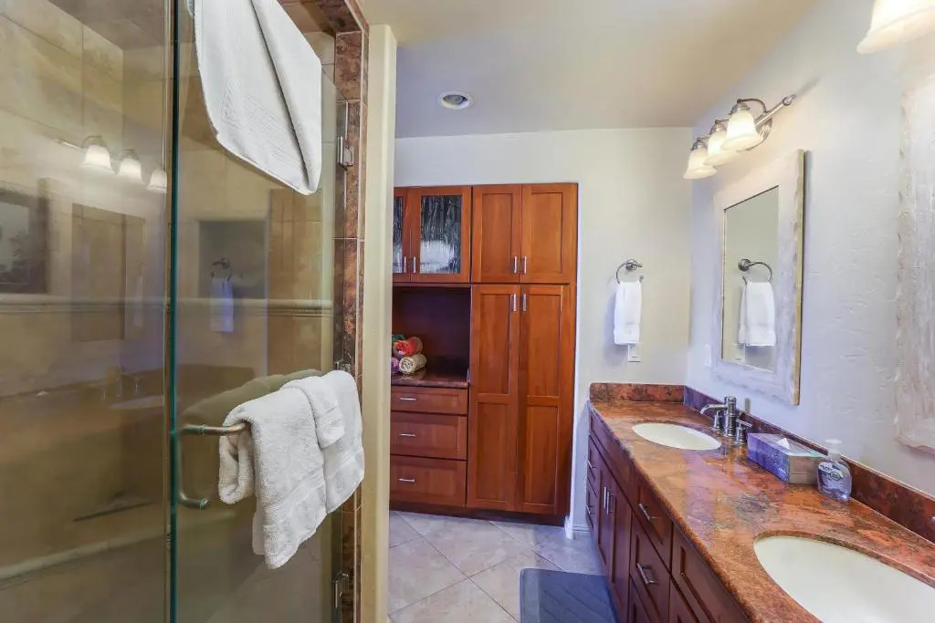 Luxurious 3 BR / 2 BA Direct Oceanfront condo