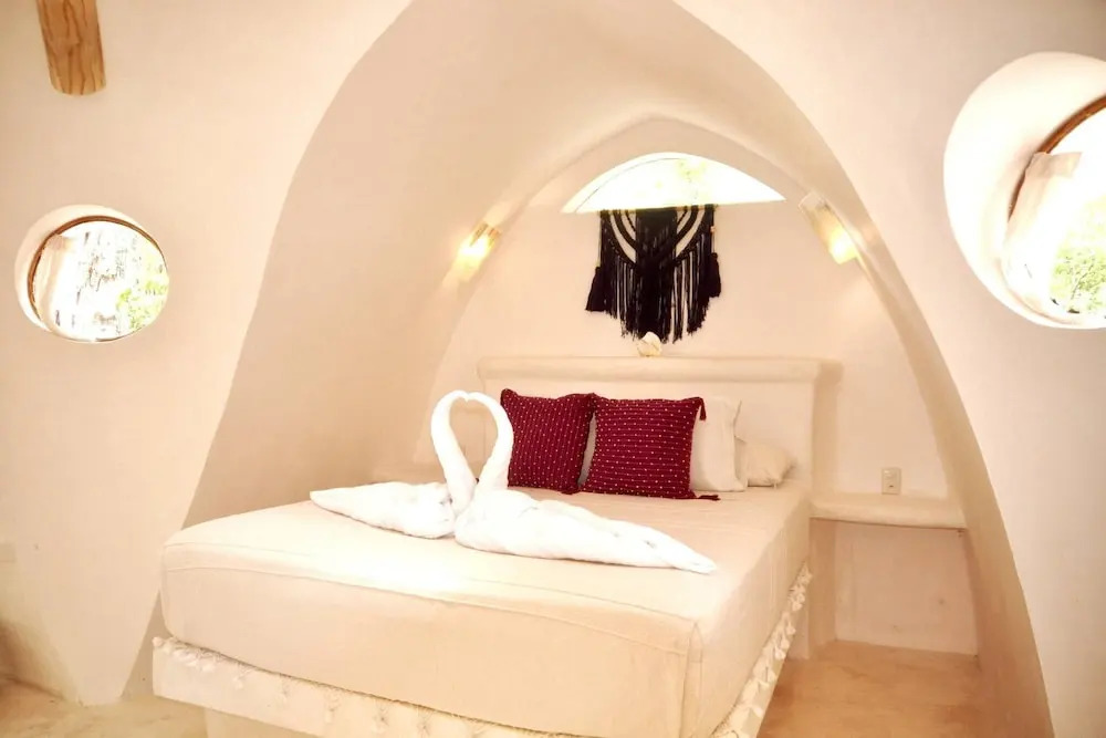 Room-unique Jungle Dome Kaa