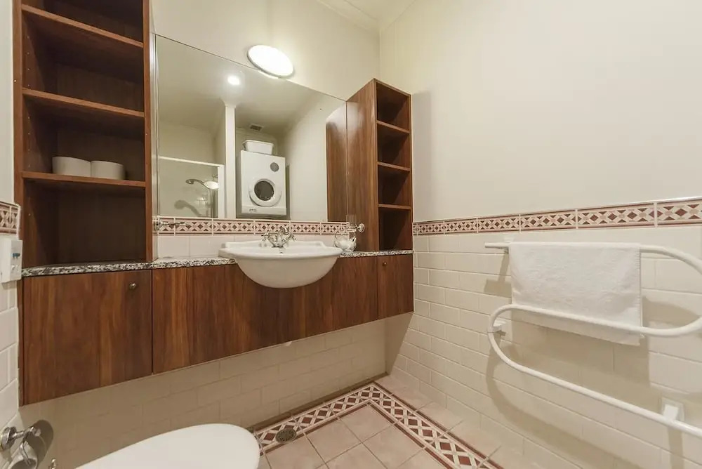 QV Luxury Sea View Apartment - 581