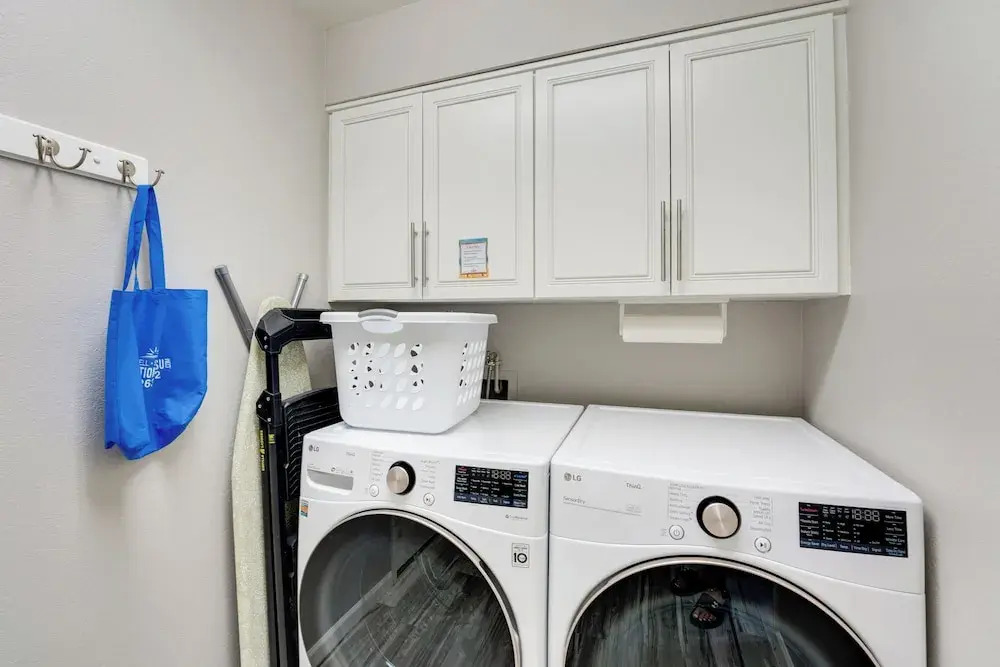 Pool & Views: Pet-friendly Lake Havasu Gem