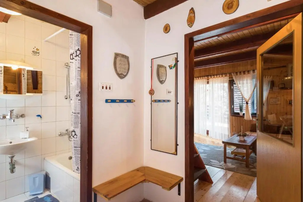 Holiday Home Kuća Ulaga