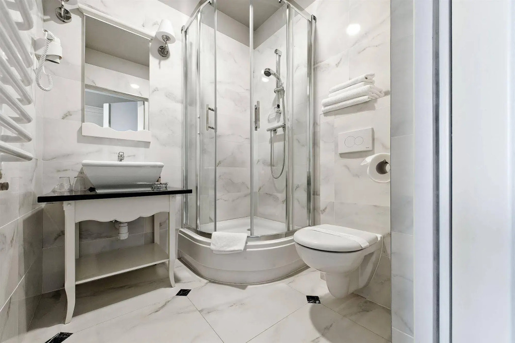 Schanel Residence
