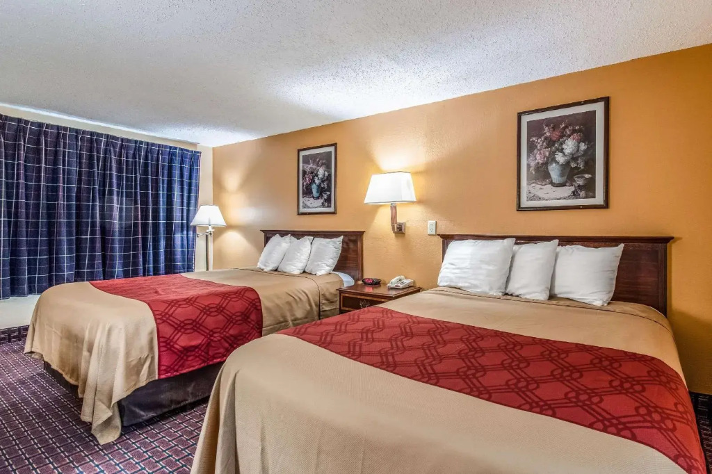 Knights Inn Miamisburg South