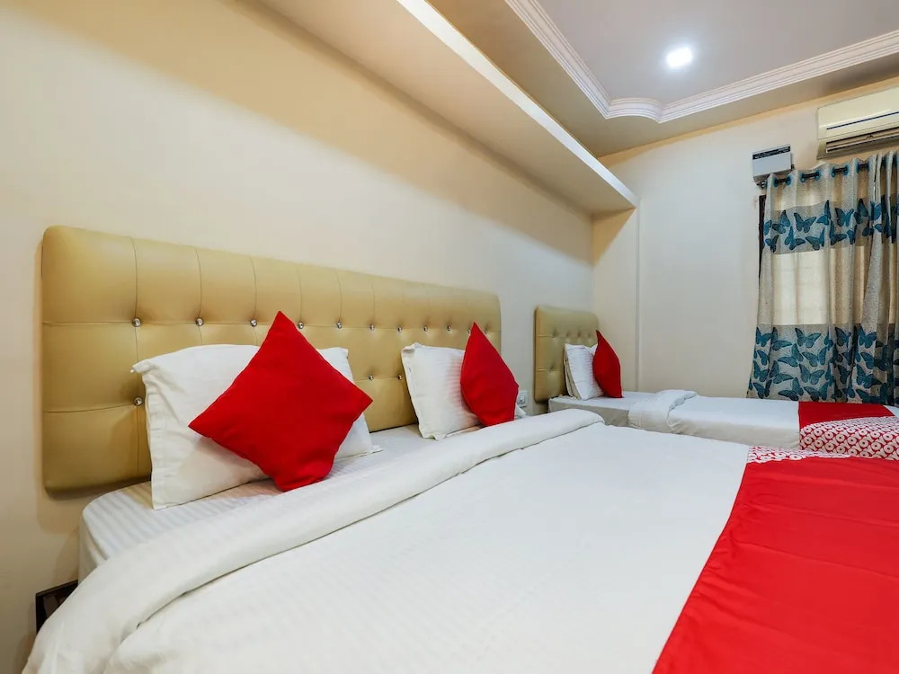 OYO 12856 Beach City