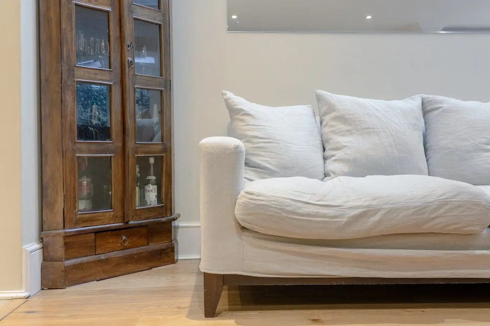4 Bedroom Family House in Shepherd's Bush