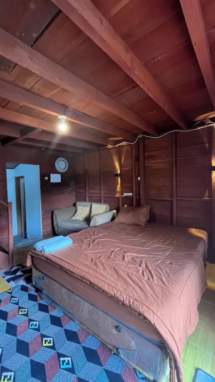 Quen\z Cabin