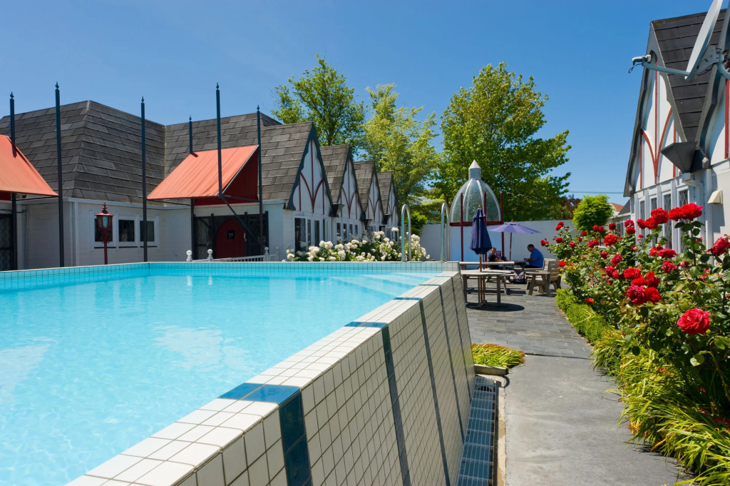 Camelot Motor Lodge