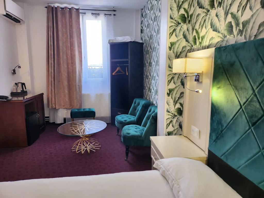 HOTEL ROYAL Paris Ivry