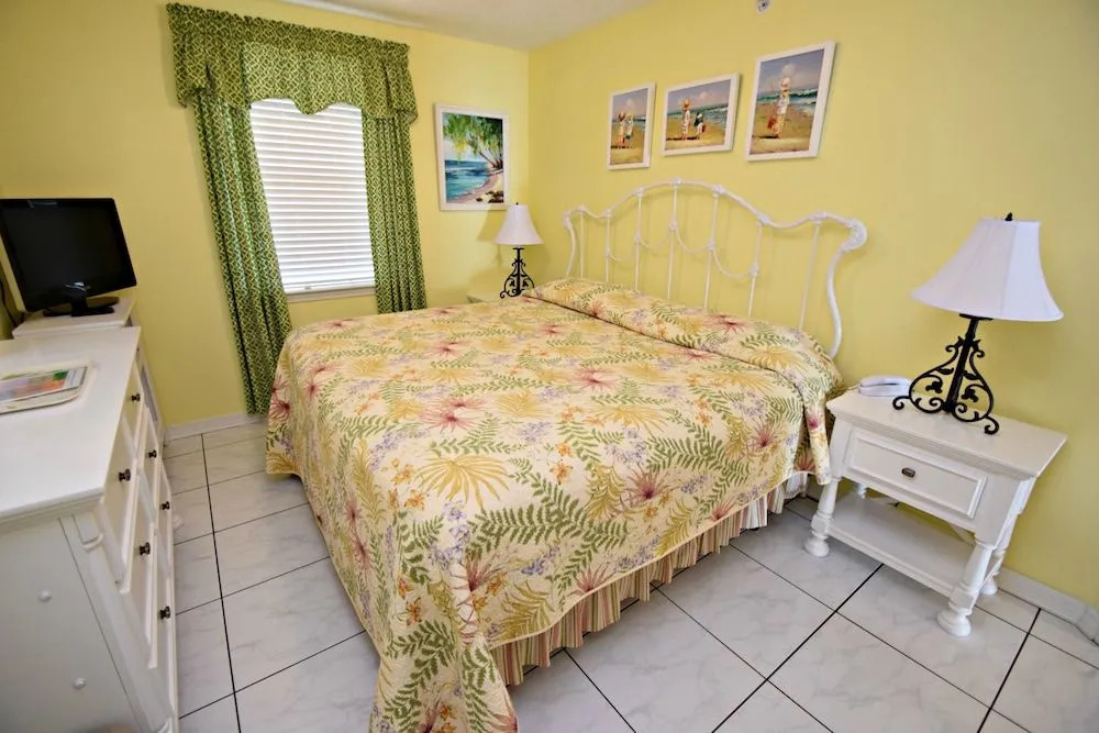 Royal Palms 506 1 Bedroom 2 Bathrooms Condo