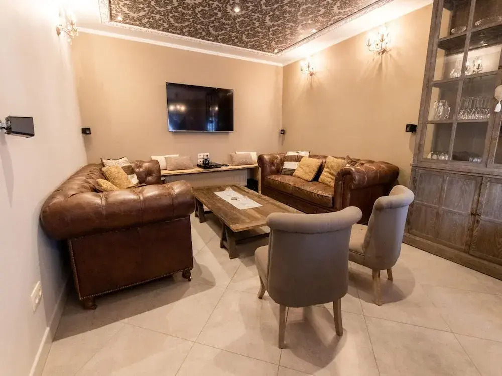 Villa in Coo near Waterfalls with Pool