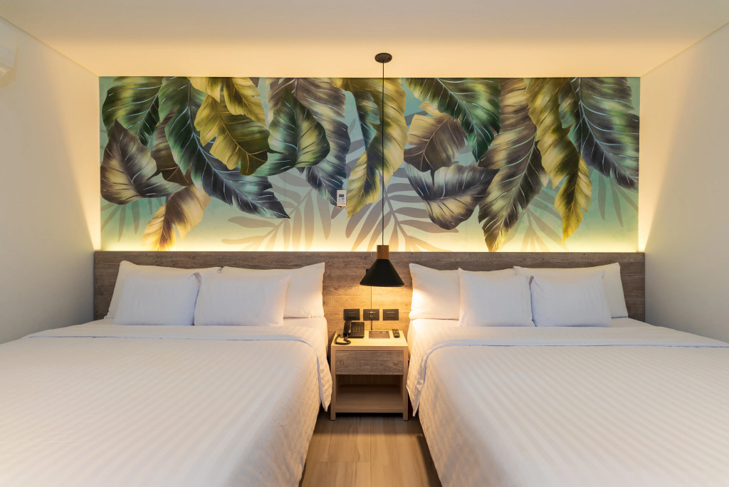 Sea Avenue Hotel