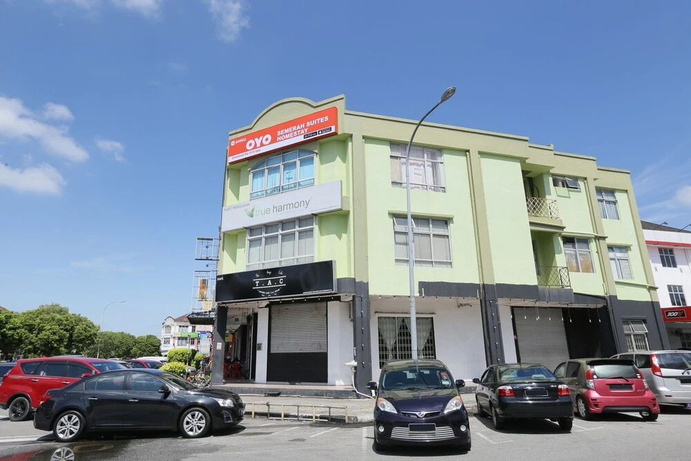 Semerah Suites by OYO Rooms