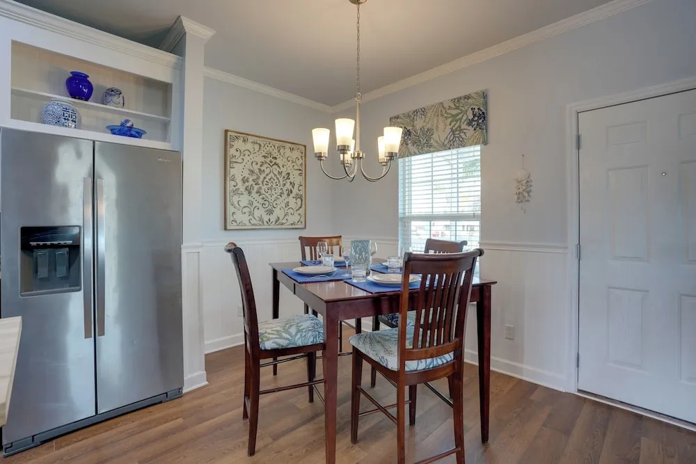 Fort Myers Home Near Sanibel Island Causeway