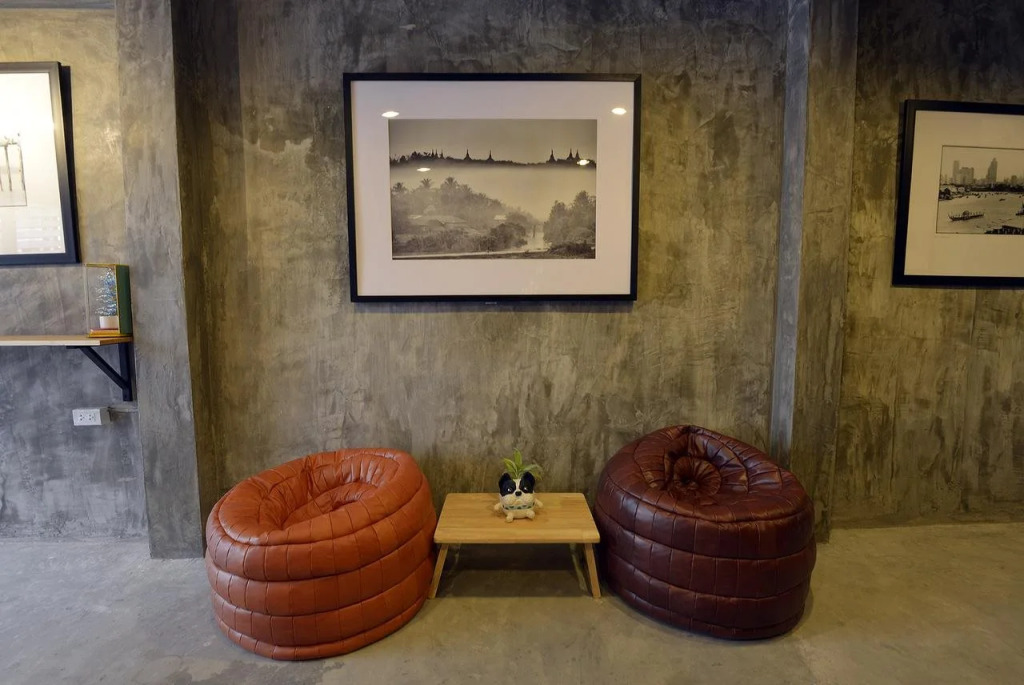 Some Rest Hostel Khao San