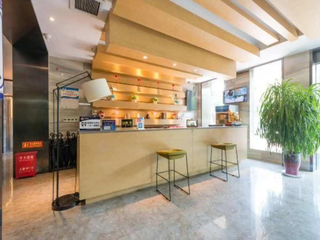 Fuya Boutique Hotel (Xinzheng Sias International College Branch)